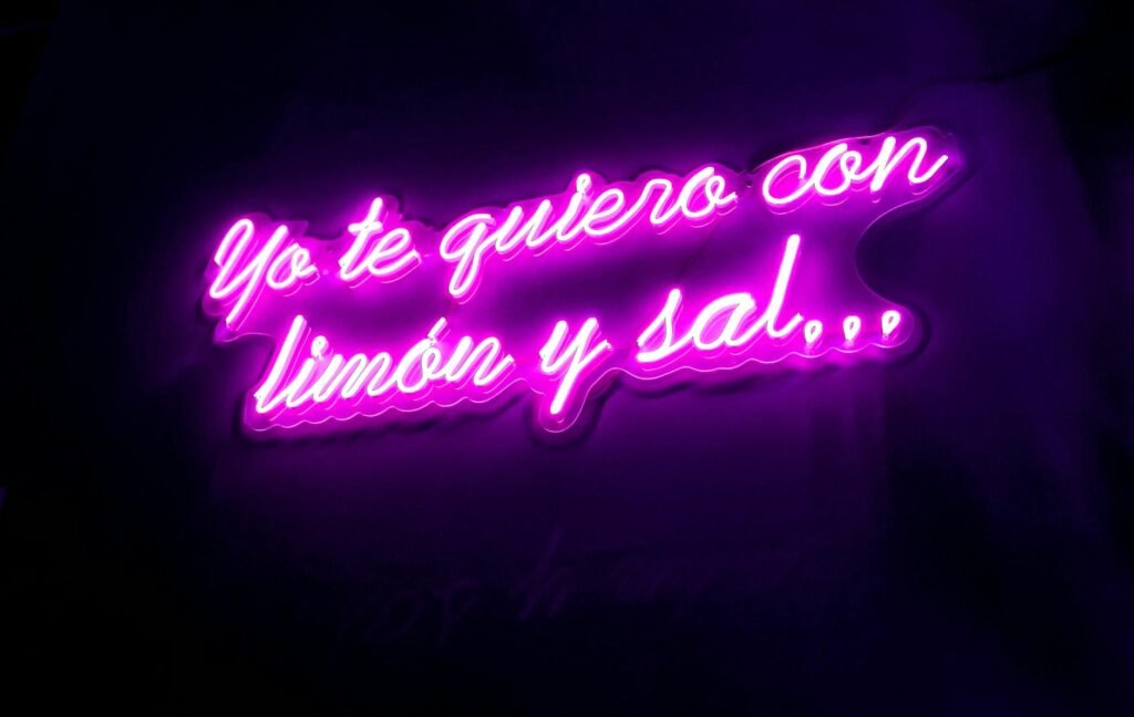 Comedia romántica india con final feliz y mensaje radical